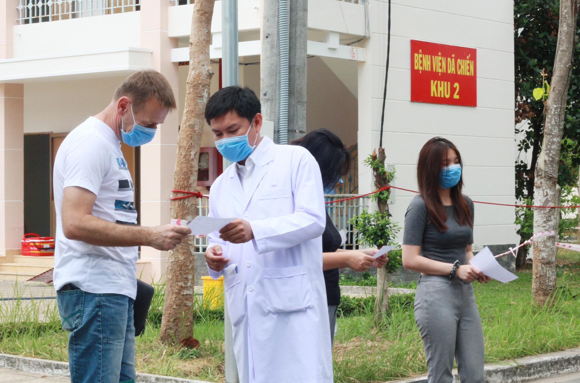 TP. Hồ Chí Minh: Thêm 3 bệnh nhân nhiễm Covid-19 được xuất viện 