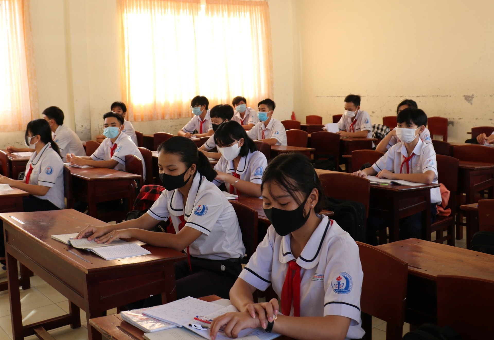 Giảm 1/3 đầu điểm kiểm tra học kỳ II cho cấp THCS, THPT