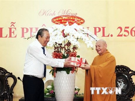 Phó Thủ tướng Thường trực Trương Hòa Bình chúc mừng Đại lễ Phật đản