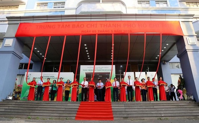 Phát huy tối đa vai trò cầu nối trong việc cung cấp và định hướng thông tin