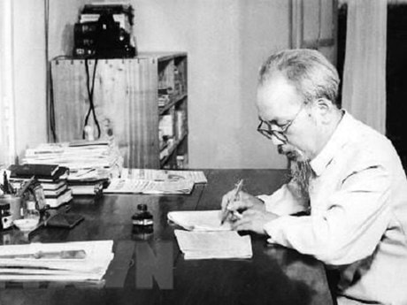 Năm điểm cầu hòa nhịp ‘Hồ Chí Minh - Sáng ngời ý chí Việt Nam’