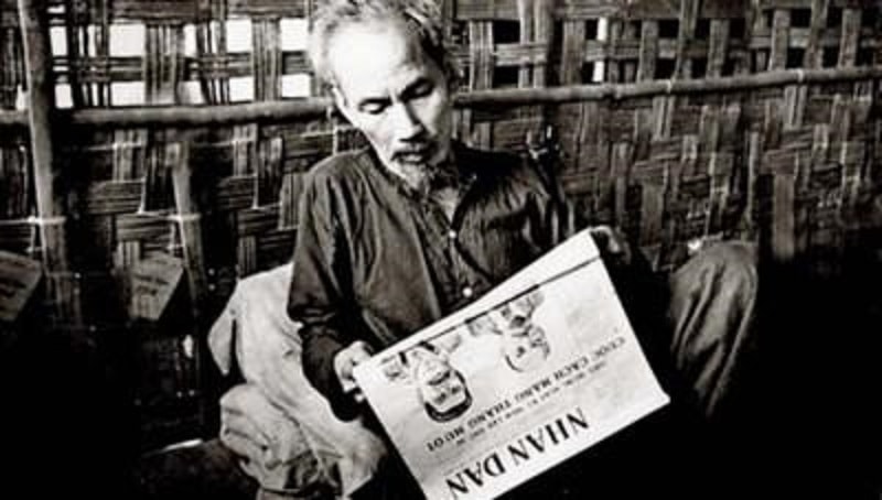 Noi gương Bác Hồ - 'Người có nhiều duyên nợ với báo chí'