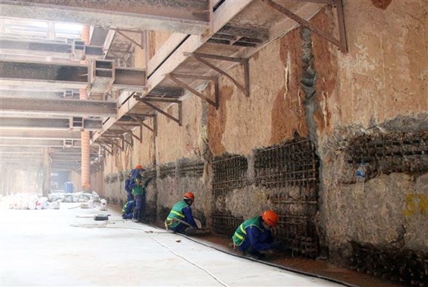 Phó Thủ tướng Phạm Bình Minh khảo sát tuyến metro Bến Thành-Suối Tiên