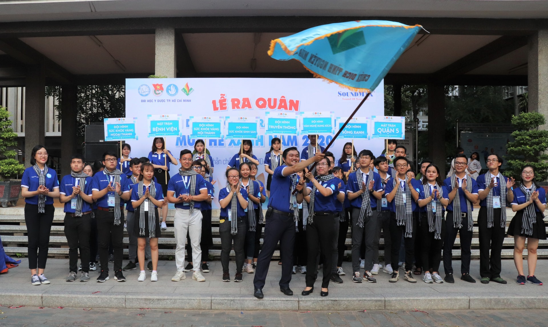 Tuổi trẻ ngành y TPHCM ra quân tình nguyện vì cộng đồng