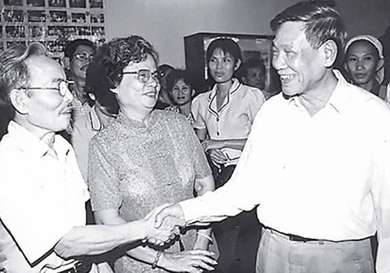 Đồng chí Lê Khả Phiêu với Đảng bộ và Nhân dân Thành phố Hồ Chí Minh