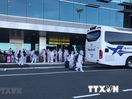 Đưa hơn 350 công dân Việt Nam từ Nhật Bản về nước an toàn