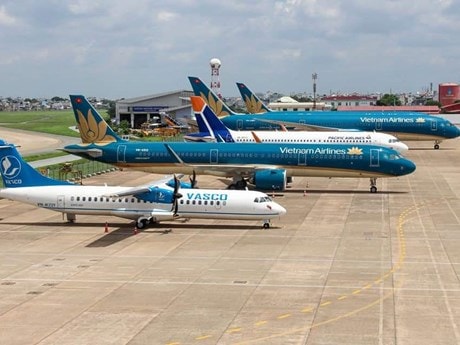 Vietnam Airlines đổi vé bay miễn phí cho khách đi miền Trung do mưa lũ