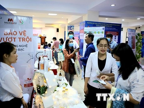 TP. HCM: Khai mạc chợ công nghệ và thiết bị chuyên ngành Techmart