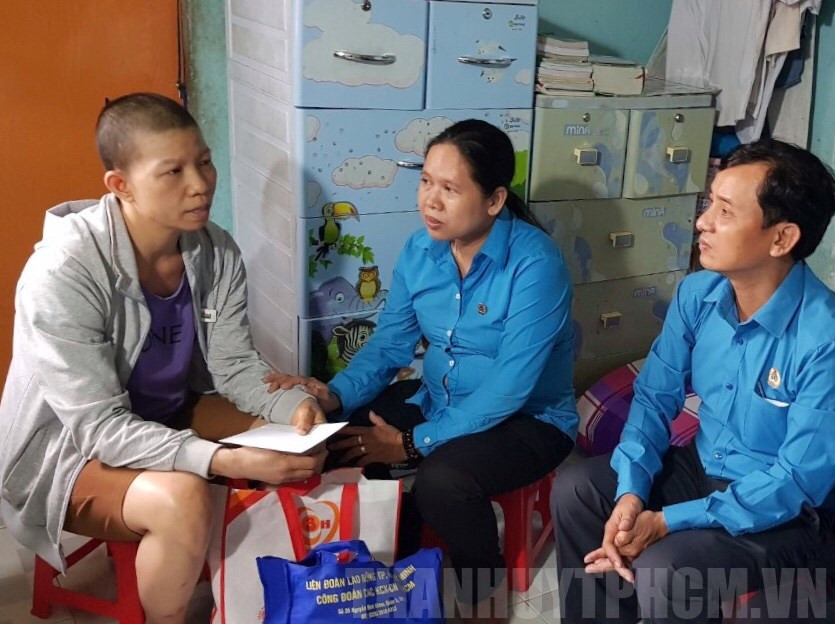 LĐLĐ TPHCM lên kế hoạch thăm chủ nhà trọ và công nhân có hoàn cảnh khó khăn dịp Tết