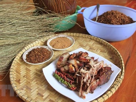 Mua hàng Tết qua mạng: Thách thức trong bảo đảm an toàn thực phẩm