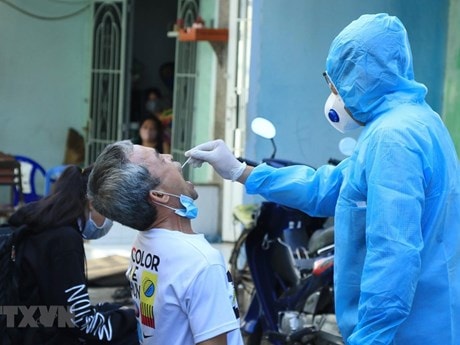 Ngành y tế TP.HCM đặt mục tiêu chống dịch COVID-19 lên hàng đầu