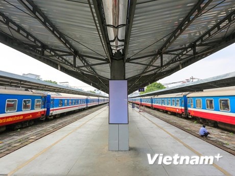 Ngành đường sắt bãi bỏ một số đôi tàu do ảnh hưởng của dịch COVID-19