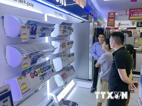TP. HCM: Nhiều ngành hàng giảm giá sâu trước ngày cận Tết
