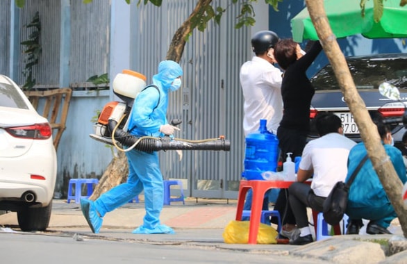 13 địa điểm cư trú của các bệnh nhân Covid-19 đang được phong tỏa