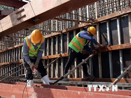 Trên những công trường dự án giao thông thi công xuyên Tết