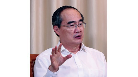 Việt Nam đang trải qua làn sóng lây nhiễm Covid-19 lần thứ 3, bao giờ kết thúc?