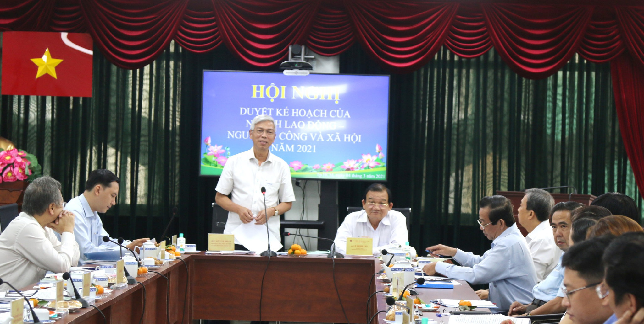 Tạo thuận lợi cho người dân và doanh nghiệp, không “đẻ” thêm thủ tục hành chính