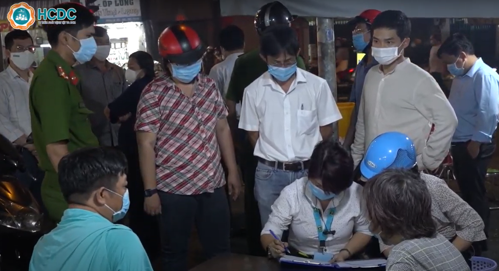 TPHCM: Xử phạt nhiều cơ sở kinh doanh dịch vụ ăn uống không thực hiện tốt các quy định phòng chống dịch COVID-19