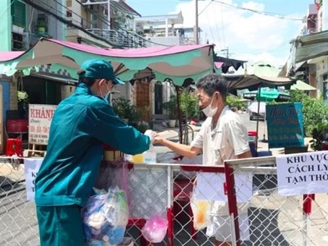 TP.HCM: Khoanh vùng, khử khuẩn nơi có người dương tính với SARS-CoV-2