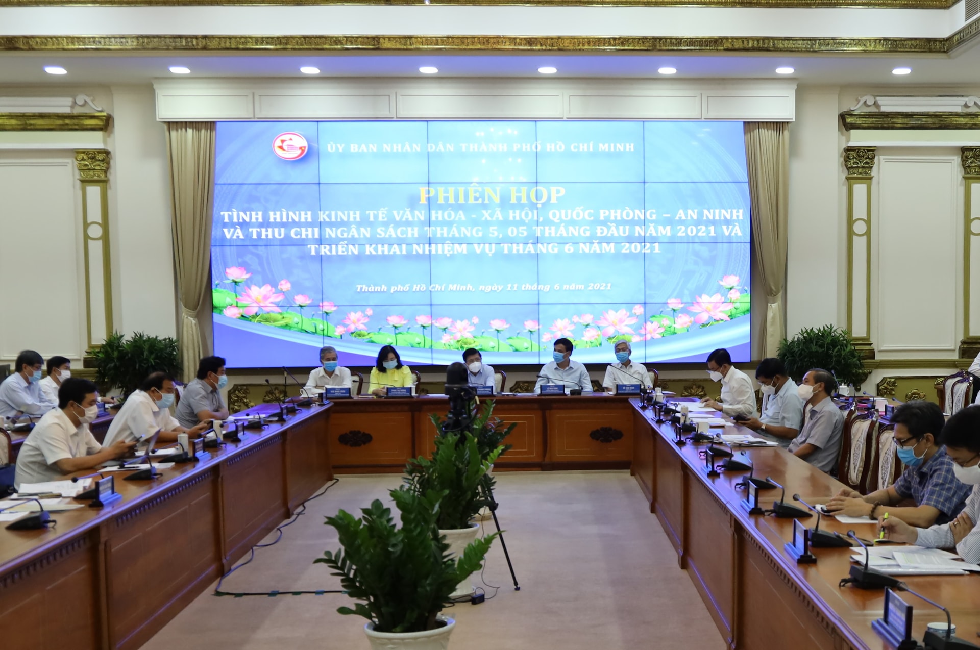 TPHCM thực hiện tốt “mục tiêu kép” trong 5 tháng đầu năm 2021