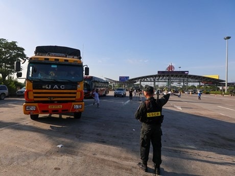 'Không để hàng hóa ùn tắc kéo dài khi giãn cách xã hội diện rộng'