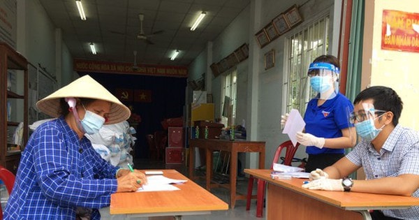 TPHCM hỗ trợ 900 tỷ đồng (đợt 2) cho lao động tự do và hộ nghèo ở trọ ngay trước ngày 10-8