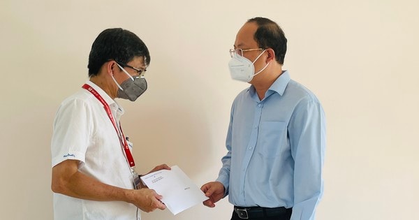 Phó Bí thư Thành ủy TPHCM Nguyễn Hồ Hải thăm hỏi, động viên y bác sĩ ở huyện Củ Chi