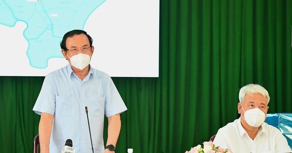 Bí thư Thành ủy TPHCM Nguyễn Văn Nên: Từng bước đưa cuộc sống trở lại trạng thái bình thường mới