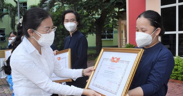 Biểu dương 147 tình nguyện viên tôn giáo chống dịch