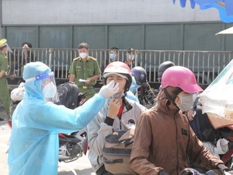 Bộ Tài chính phản hồi đưa sản phẩm test nhanh COVID-19 vào bình ổn giá