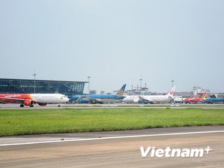 'Mở cửa đường bay nội địa đang là đòi hỏi bức thiết của xã hội'