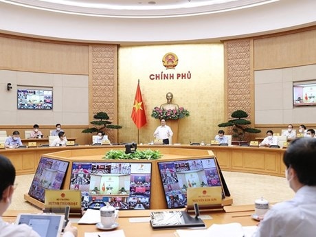 Nghị quyết họp Chính phủ: Xây dựng lộ trình tiêm vaccine cho trẻ em