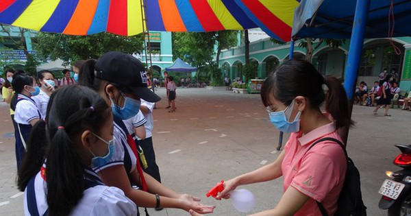 Linh hoạt nguồn hỗ trợ nhân viên giáo dục