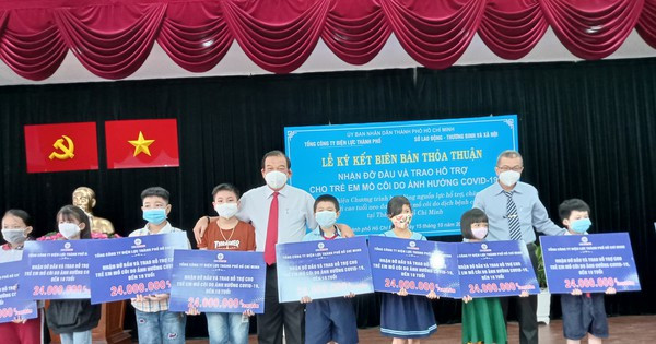 Sở LĐTB-XH TPHCM đề xuất cấp thẻ tài khoản, hỗ trợ hàng tháng cho 3.564 trẻ em mồ côi