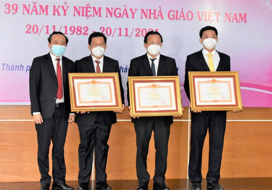 Các cá nhân được nhận Bằng khen của Thủ tướng Chính phủ