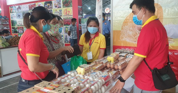 TPHCM hỗ trợ doanh nghiệp ký kết đơn hàng trực tuyến  ​