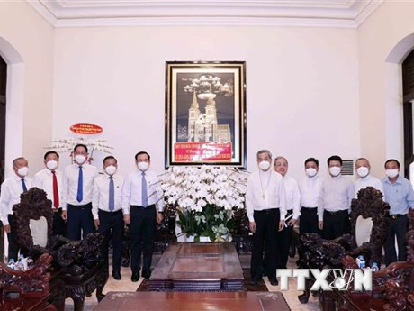 Lãnh đạo TPHCM chúc mừng đồng bào Công giáo nhân dịp Giáng sinh