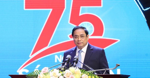 Thủ tướng Phạm Minh Chính: Càng khó khăn càng sáng tạo nhiều hơn nữa