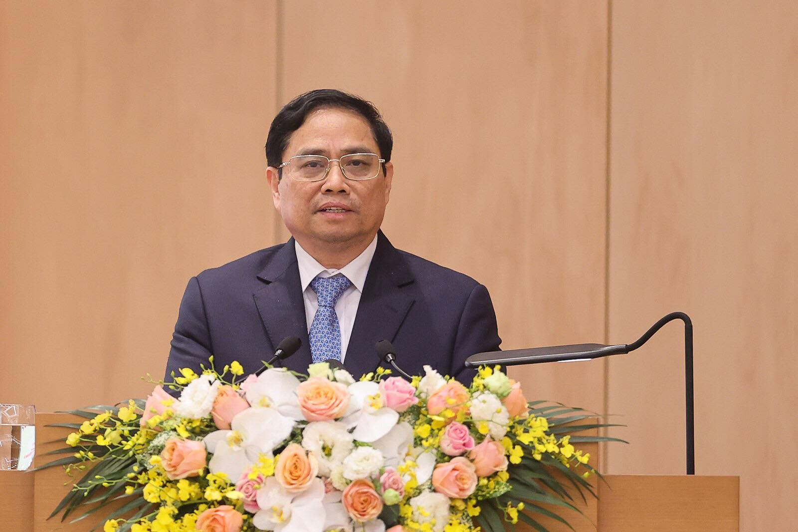 Thủ tướng Phạm Minh Chính: Tập thể Chính phủ, từng thành viên Chính phủ, các Bộ, ngành, địa phương sẽ lĩnh hội đầy đủ, quán triệt sâu sắc và triển khai nghiêm túc, hiệu quả ý kiến chỉ đạo của đồng chí Tổng Bí thư bằng chương trình, kế hoạch, nhiệm vụ, hành động thiết thực, cụ thể. Ảnh: VGP/Nhật Bắc