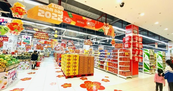 Hàng hóa tết dồi dào, chăm lo tốt cho người lao động