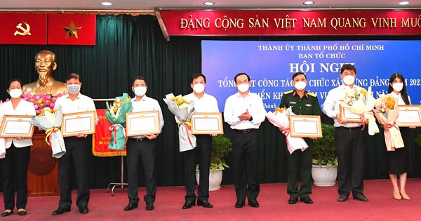 TPHCM tăng cường cán bộ trẻ về cơ sở
