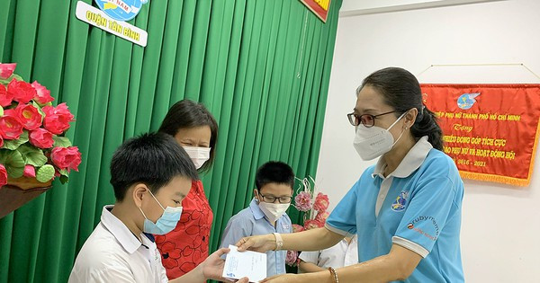 Đong đầy tình thương