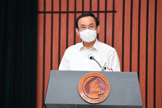 Bí thư Thành ủy TPHCM Nguyễn Văn Nên phát biểu tại lễ đón bác sĩ trẻ về tăng cường y tế cơ sở. Ảnh: VIỆT DŨNG