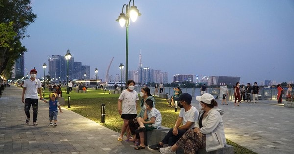 Công viên Bến Bạch Đằng: Vẻ đẹp hiện đại thu hút người dân, du khách