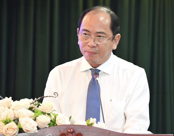 Giám đốc Sở Y tế TPHCM Tăng Chí Thượng phát biểu tại buổi họp mặt. Ảnh: VIỆT DŨNG