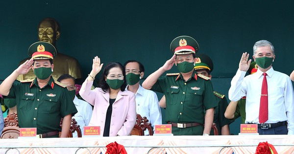 Bộ Tư lệnh TPHCM làm lễ ra quân huấn luyện năm 2022