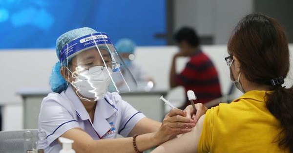 Bộ Y tế đề xuất cho F0, F1 đi làm