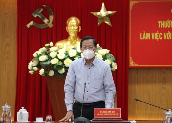 Chủ tịch UBND TPHCM Phan Văn Mãi phát biểu chỉ đạo tại buổi làm việc