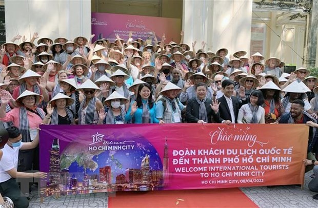 TPHCM đón đoàn 130 khách du lịch quốc tế đến từ Mỹ