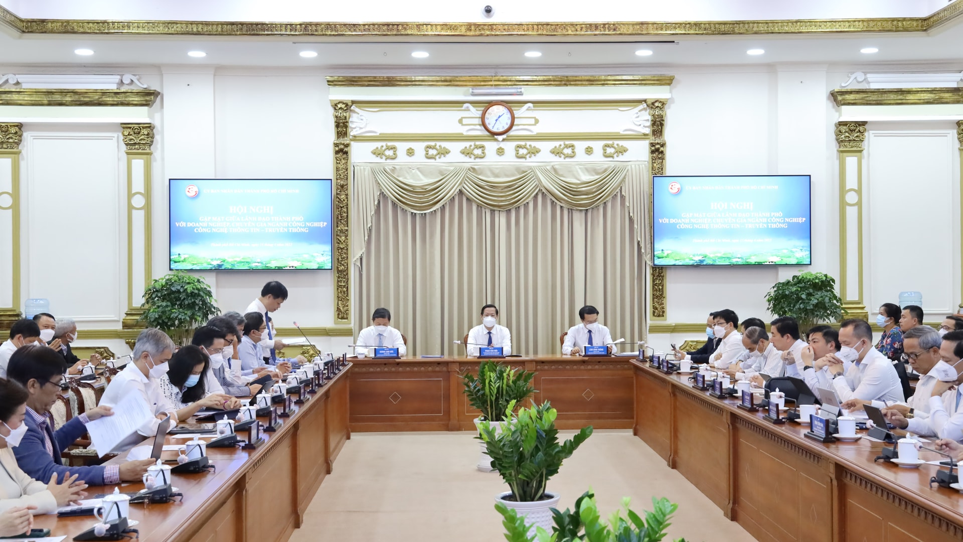 Toàn cảnh hội nghị